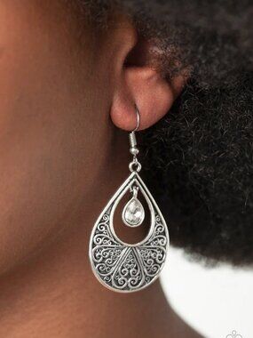 Paparazzi Jewelry Accessories - Garden Magic - White Earrings - Vintage